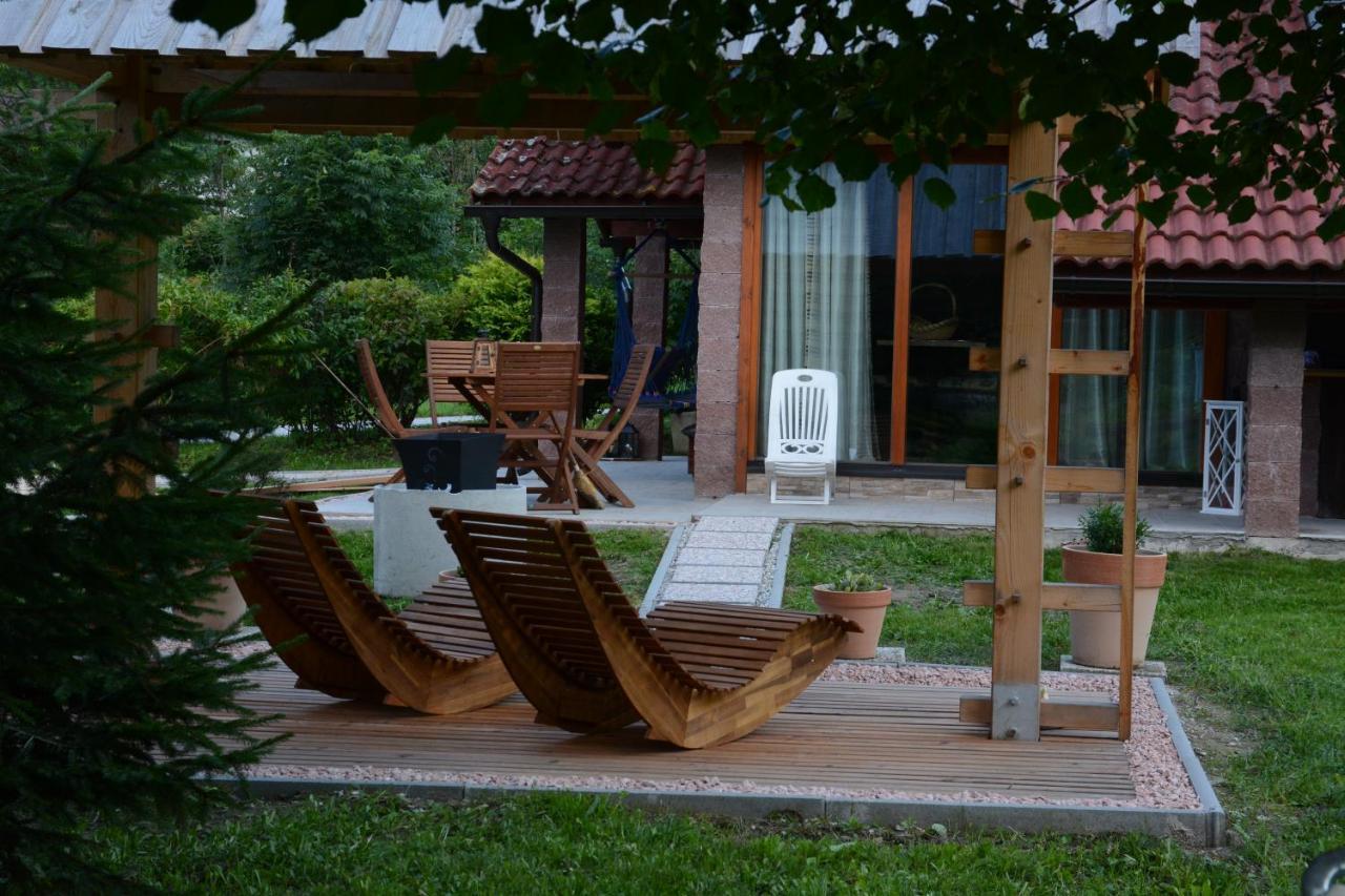 Villa Studio Alpika Luče Exterior foto